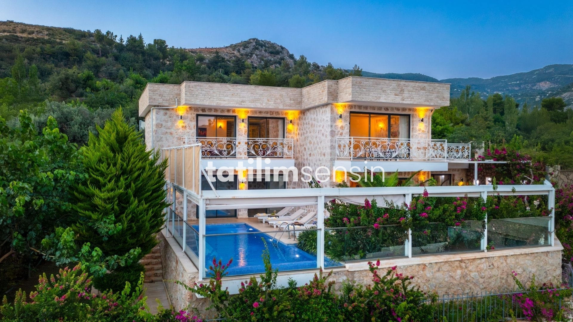 Villa Lalin 1 | İslamlar - 3