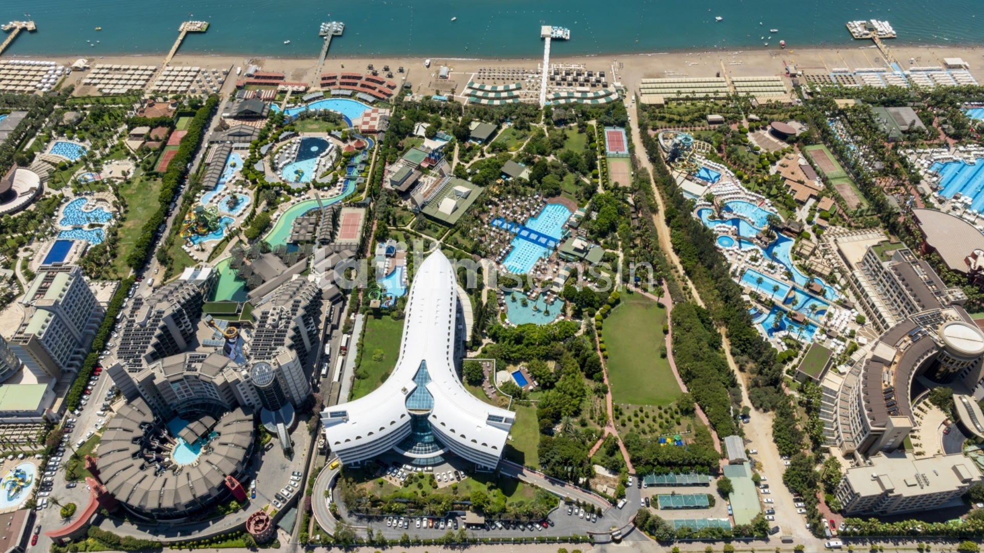 Concorde Deluxe Resort - 2