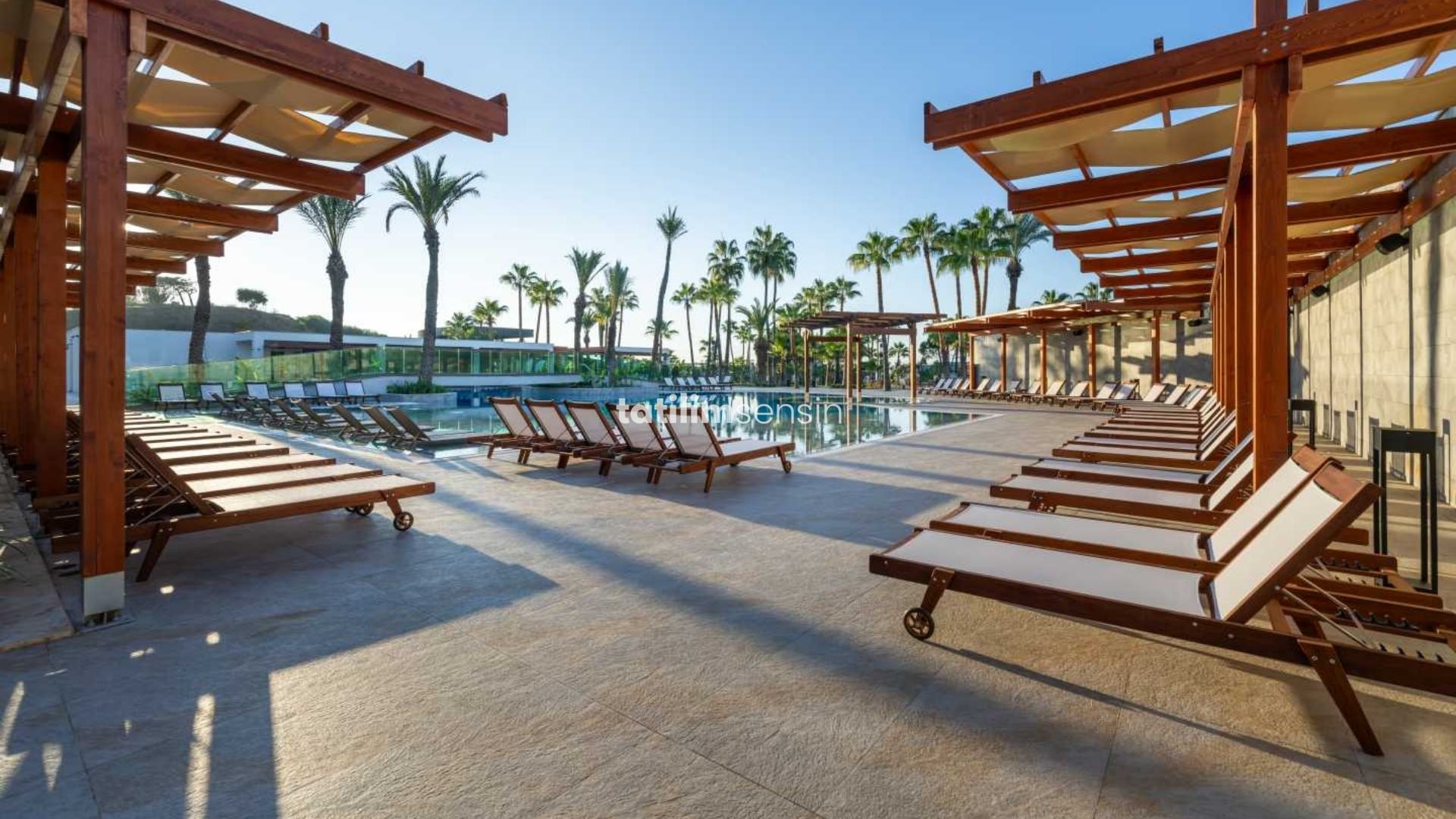 Süral Saray Hotel +16 - 5