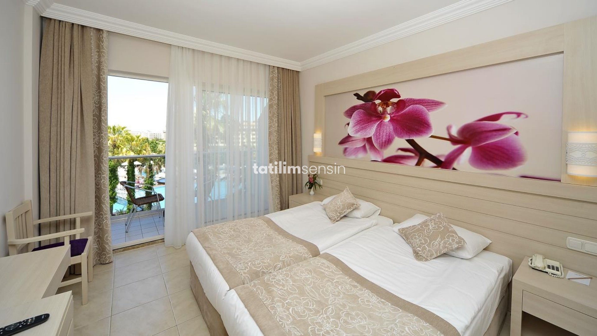 Seaden Corolla Hotel Side - 10