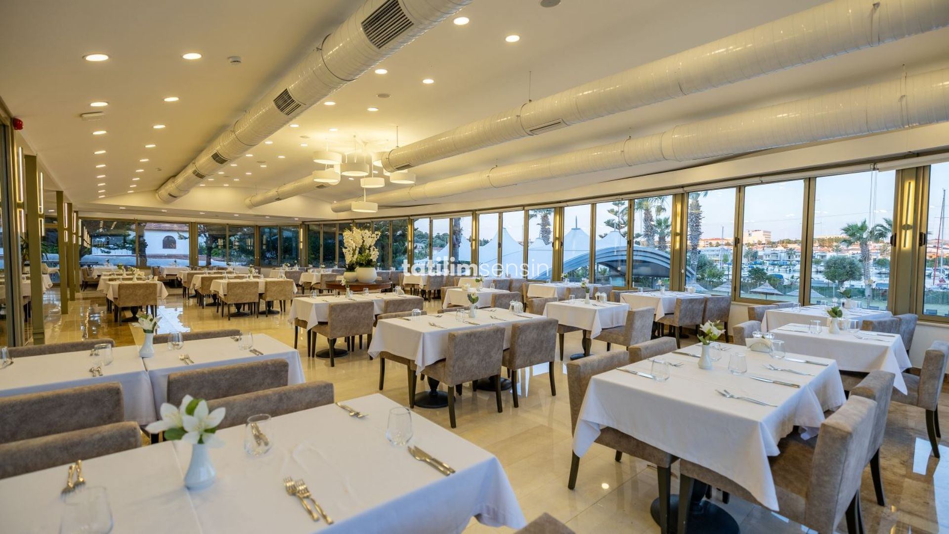 Sisus Marina Hotel - 11