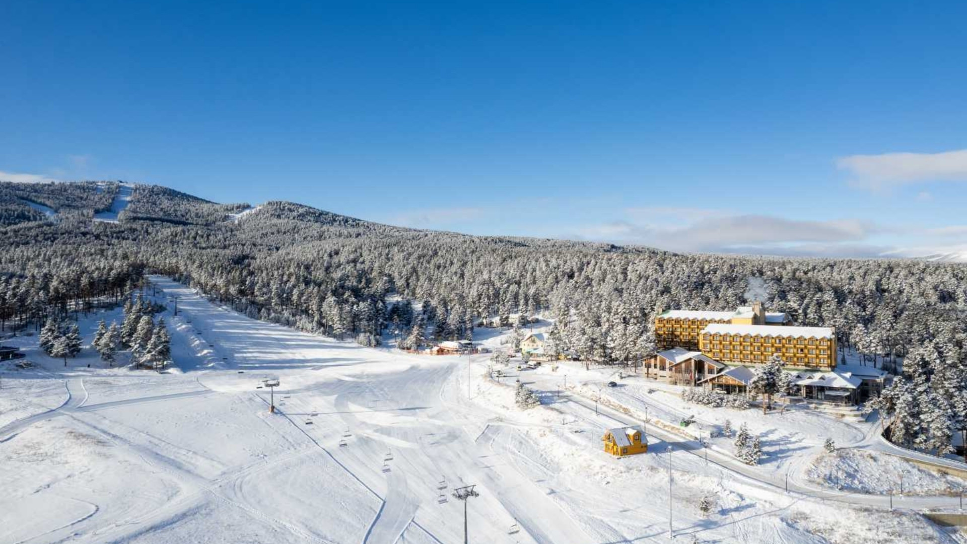 Duja Chalet Ski Center - 4