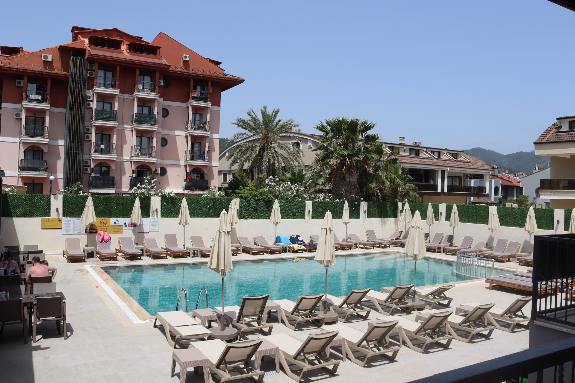 Seven Brothers Hotel - 11