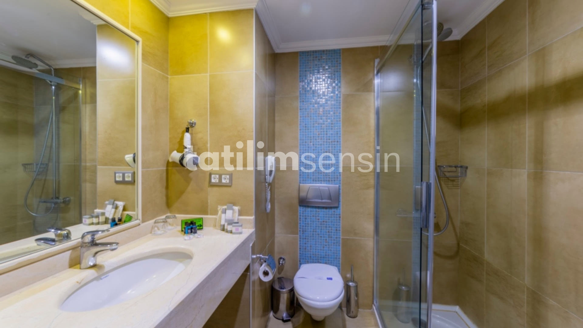 Marmaris Quadas Hotel +12 - 12