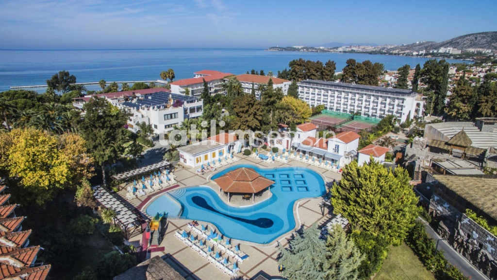 Xanadu Island - 1