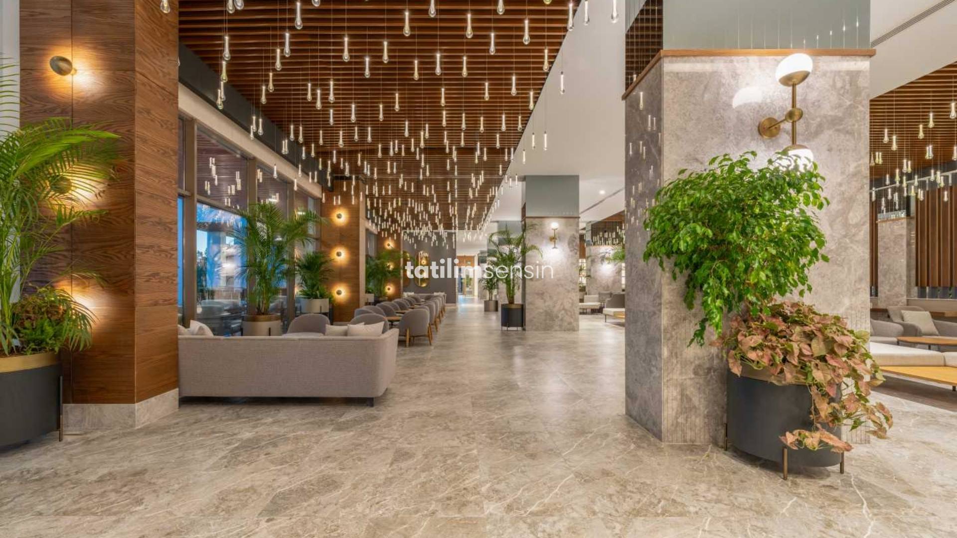 Süral Saray Hotel +16 - 9