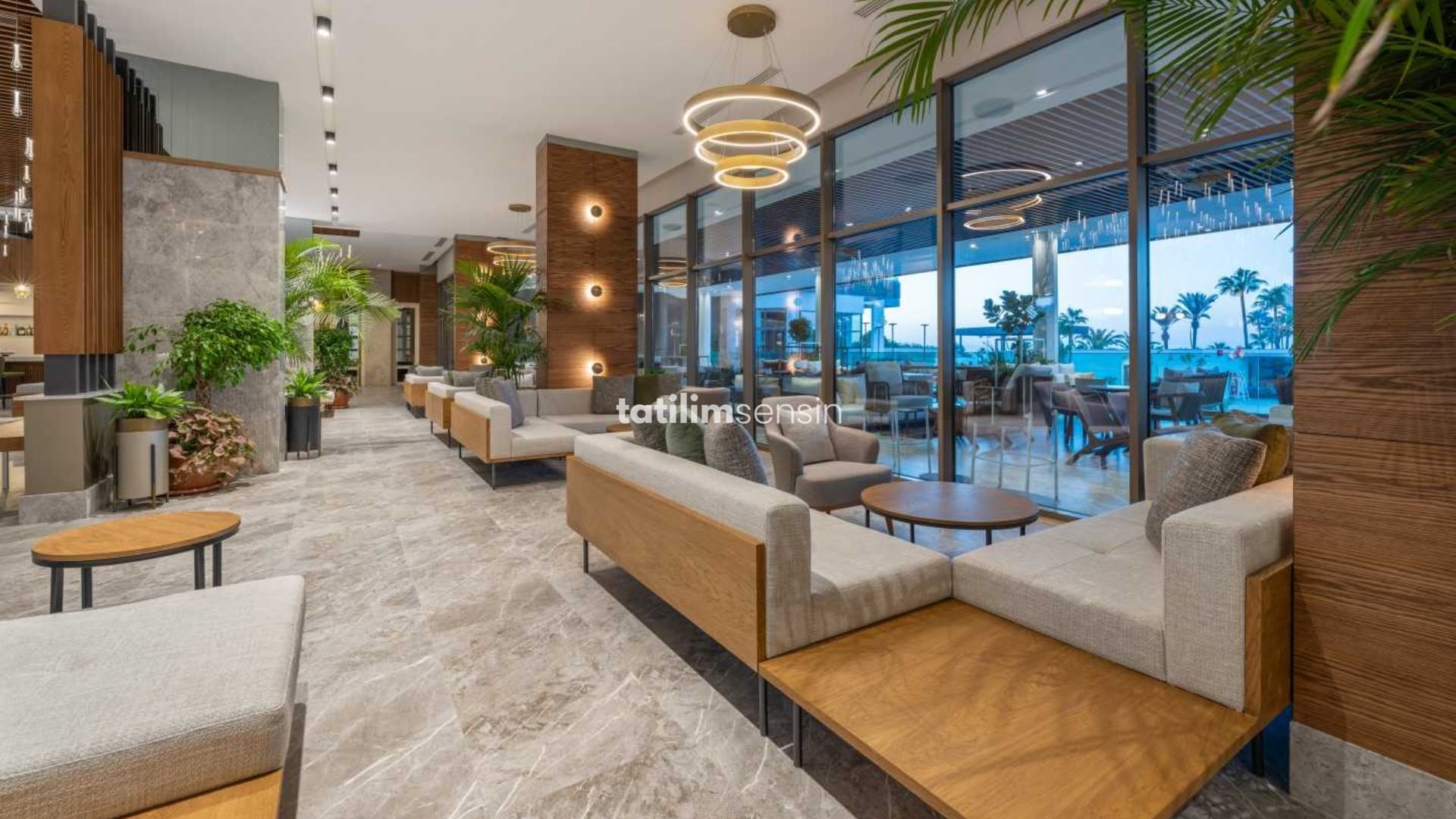 Süral Saray Hotel +16 - 10