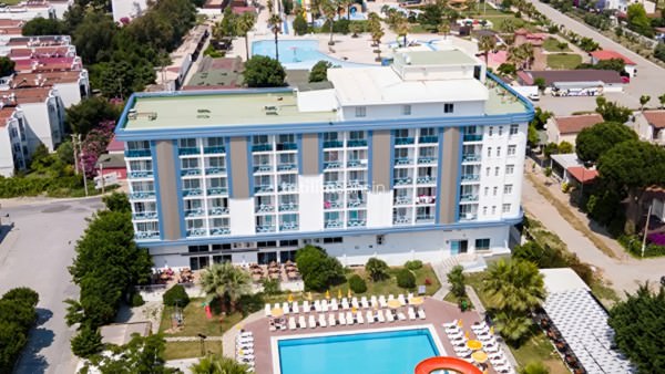 Risus Beach Resort Hotel