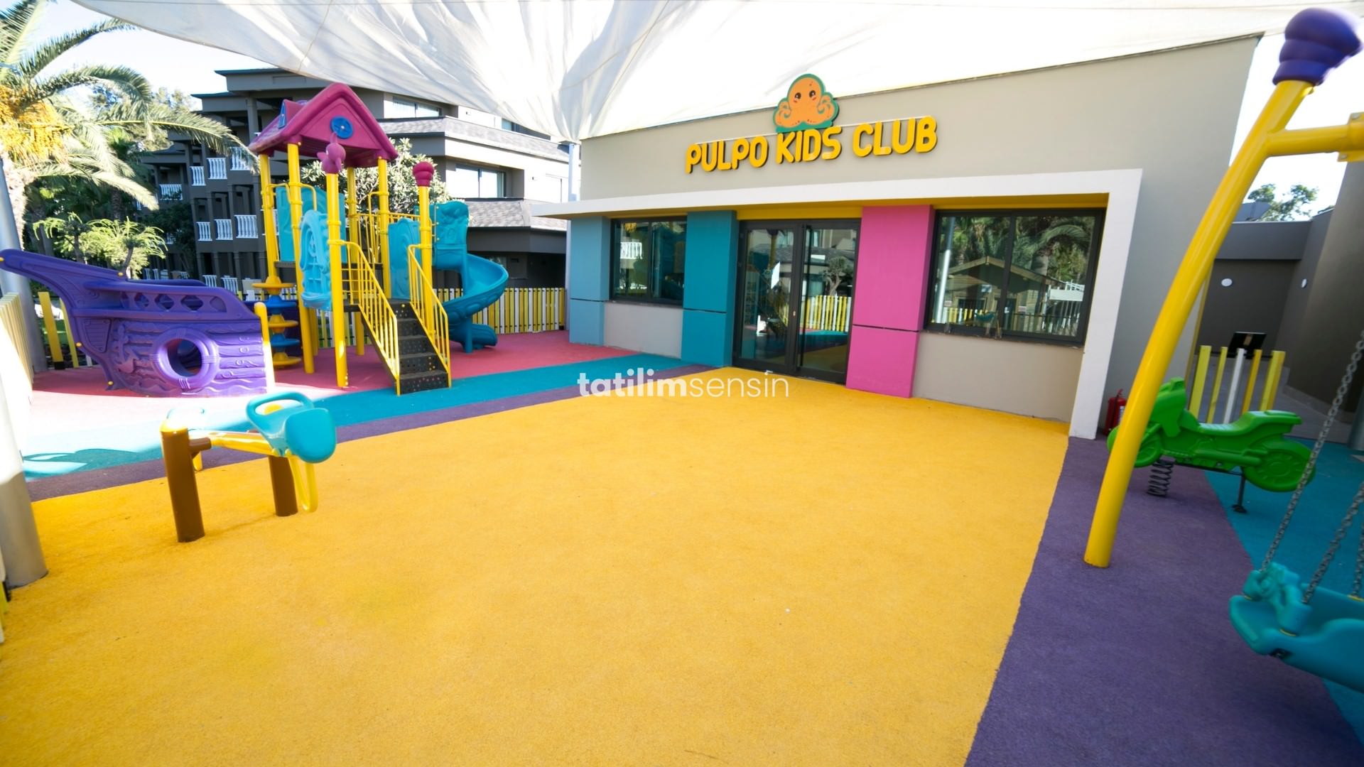 Sailors Beach Club - 14