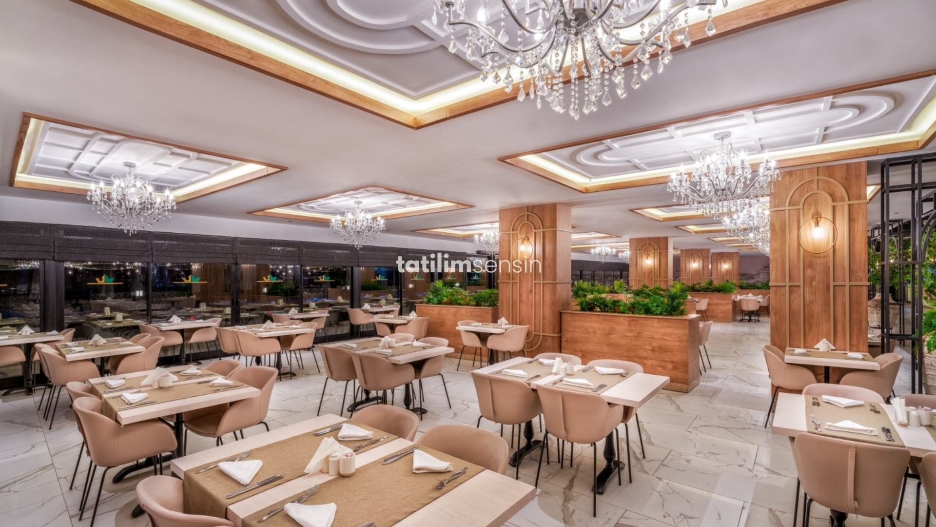 Royal Garden Beach Hotel - 22