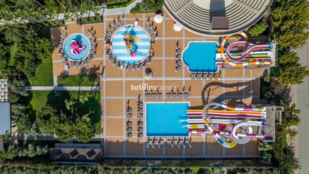 Royal Garden Beach Hotel - 1