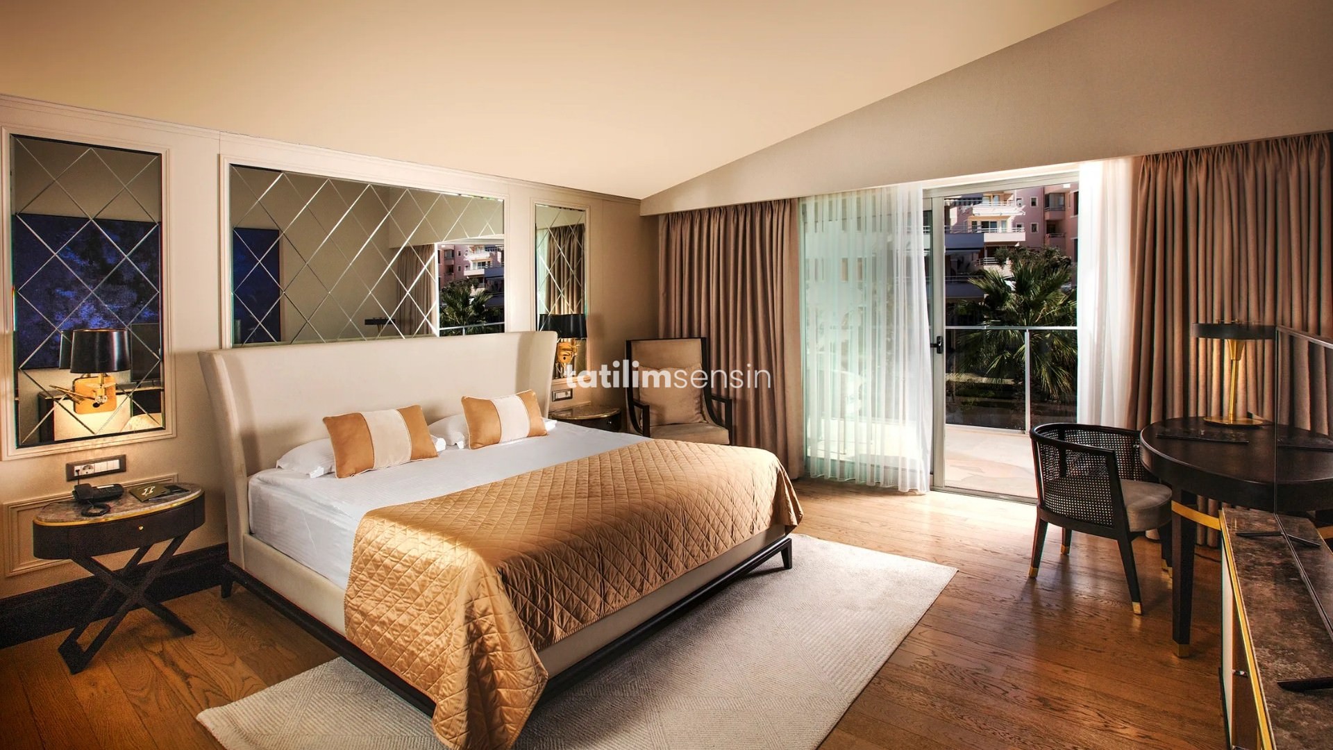 Charisma De Luxe Hotel - 20