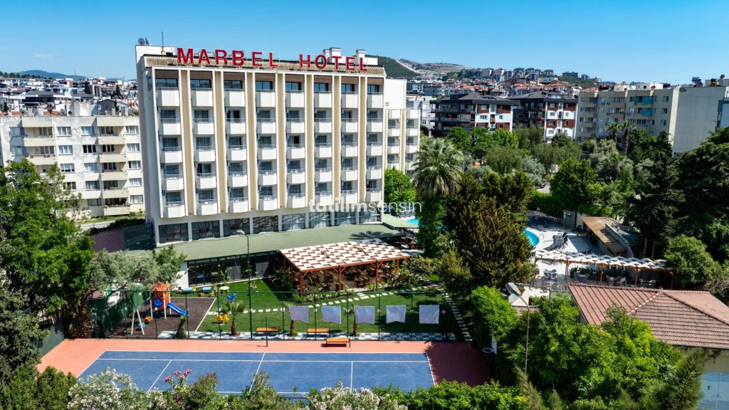 Marbel Hotel By Palm Wings - 1