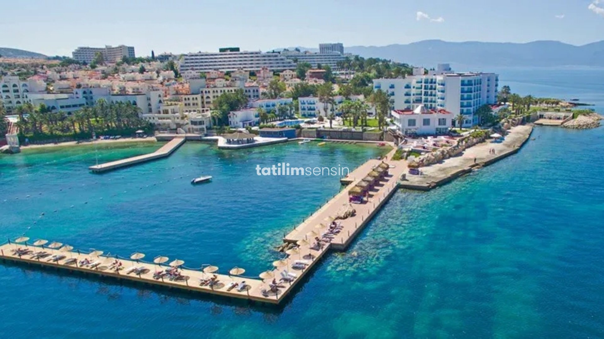 Le Bleu Hotel  Resort - 4