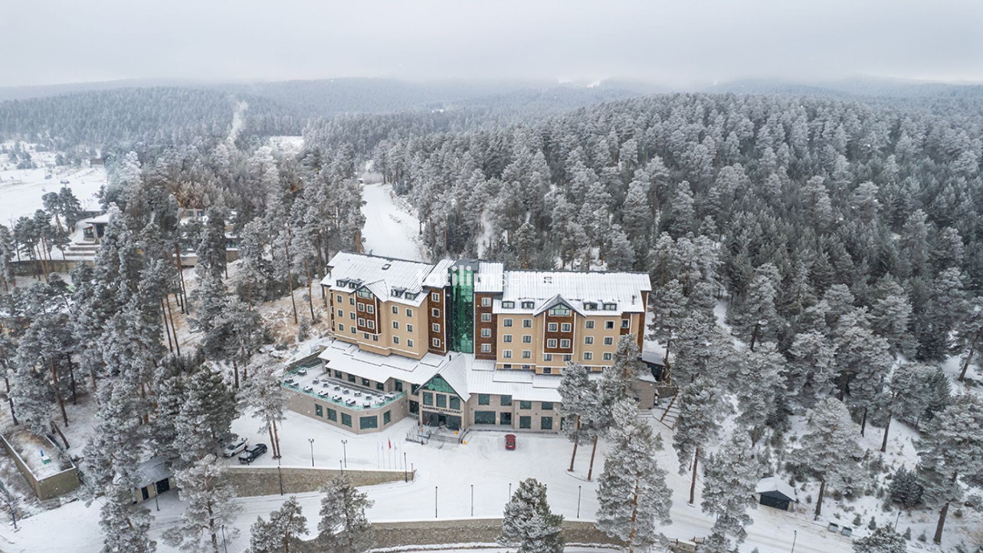 Sarpino Mountain Hotel - 4