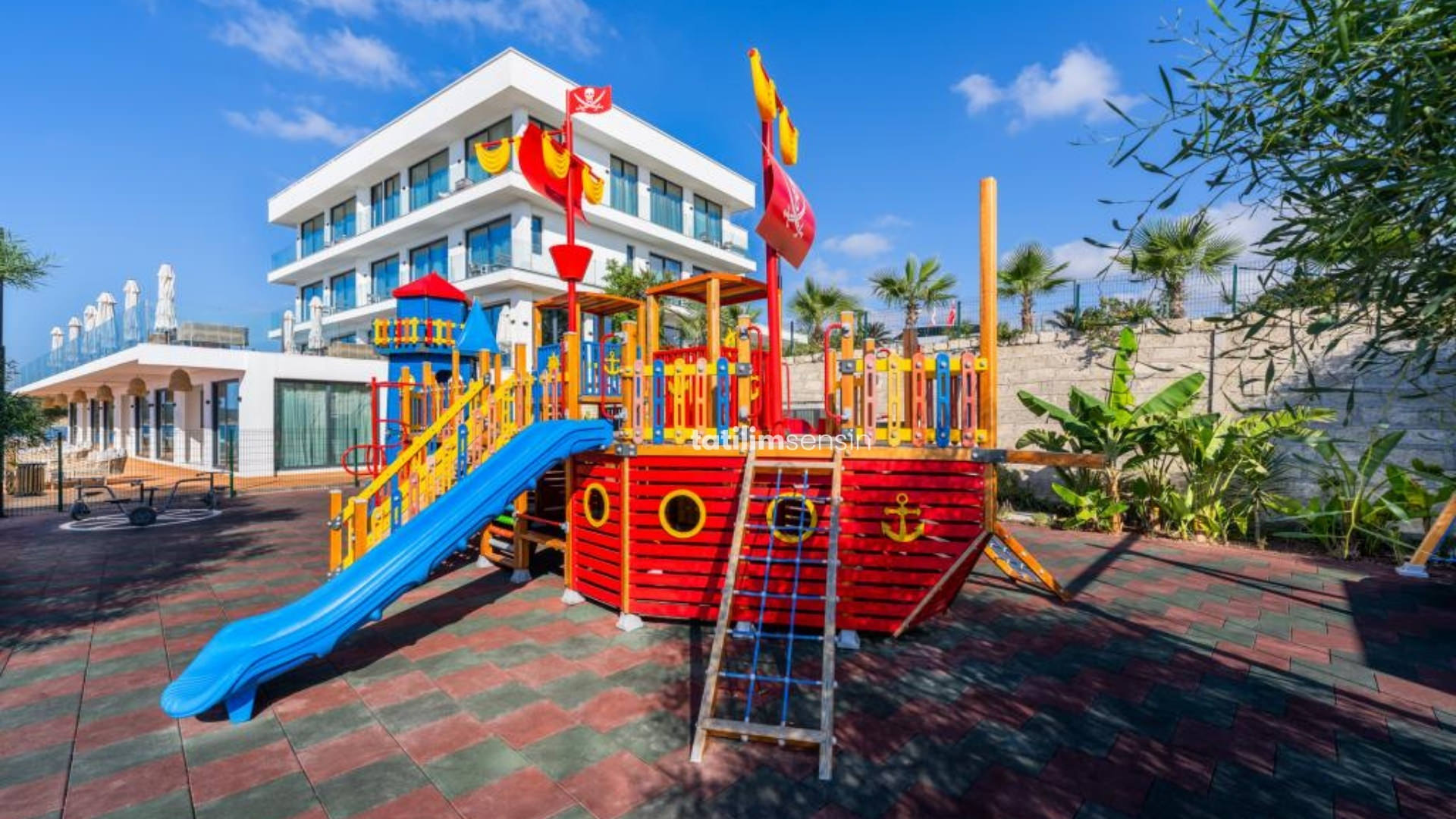 Blue Sea Hotel - 14