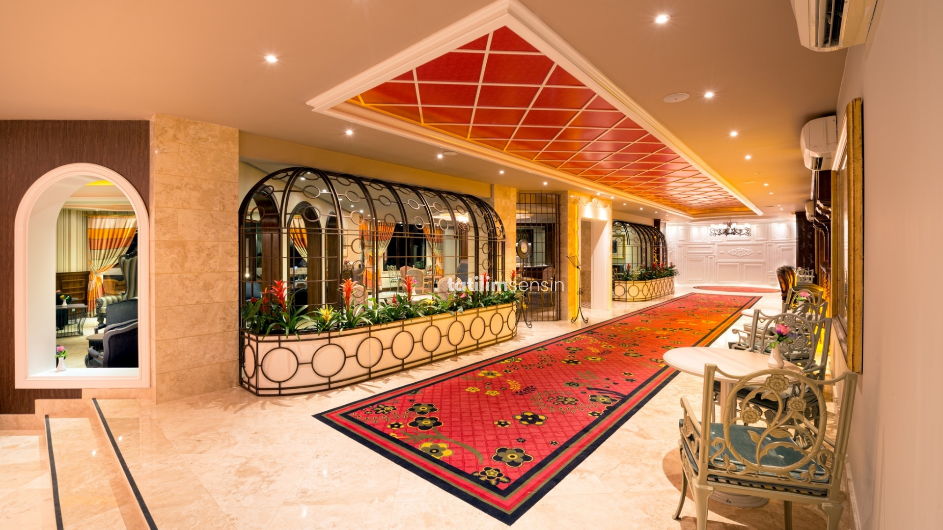 The Hotel Olive Tree - 5