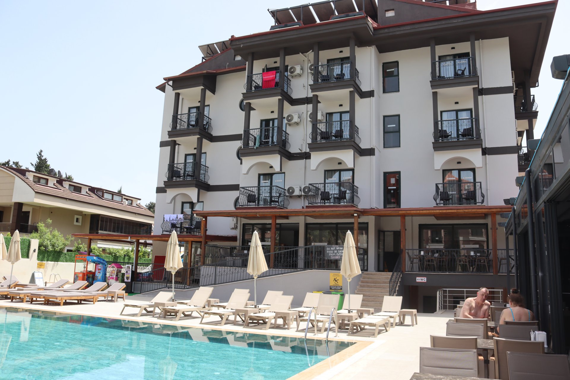Seven Brothers Hotel - 1