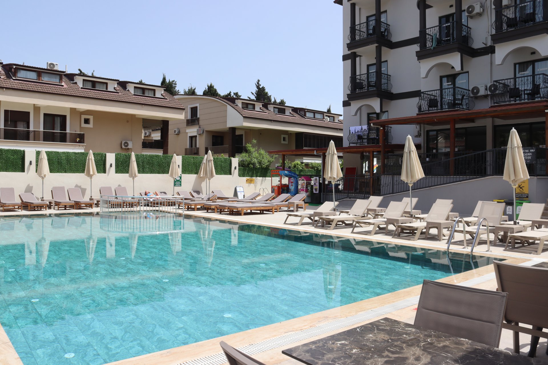 Seven Brothers Hotel - 13
