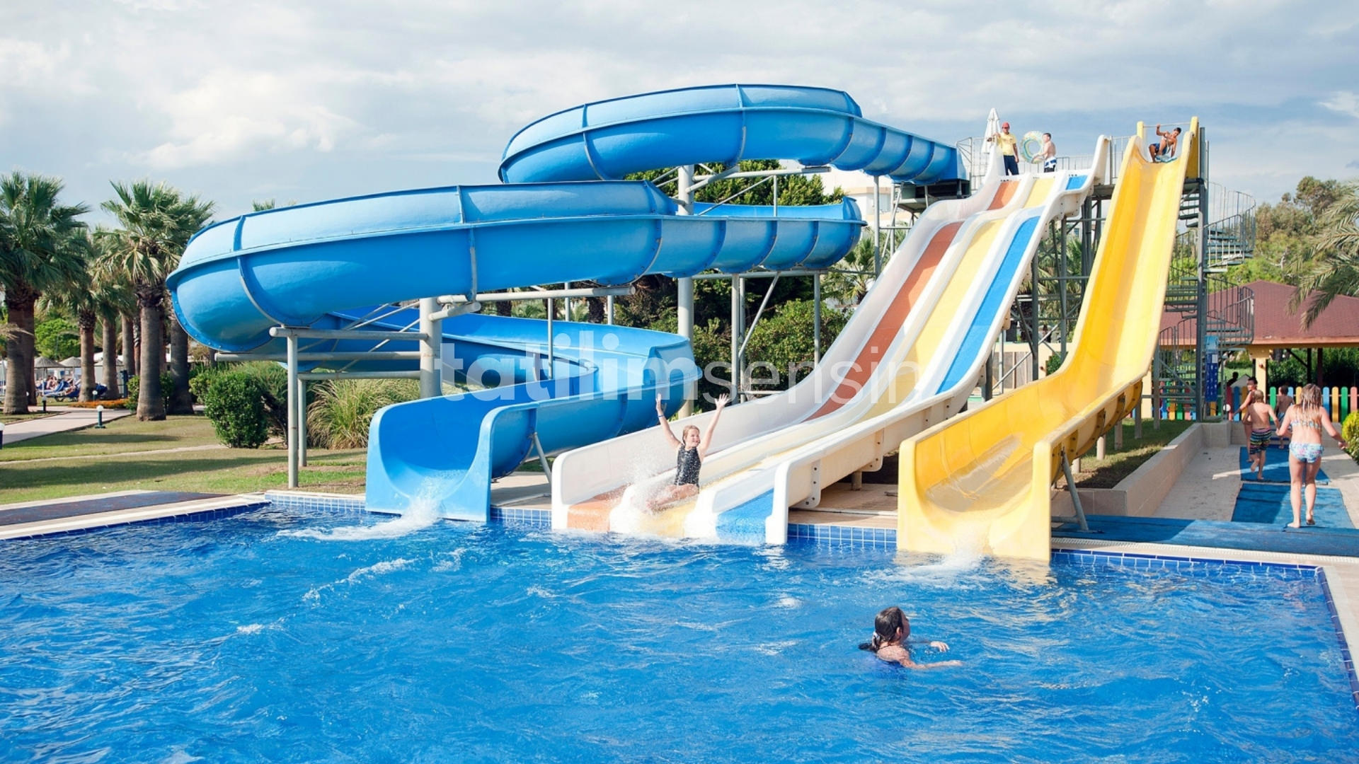 Crystal Tat Beach Golf Resort - 7