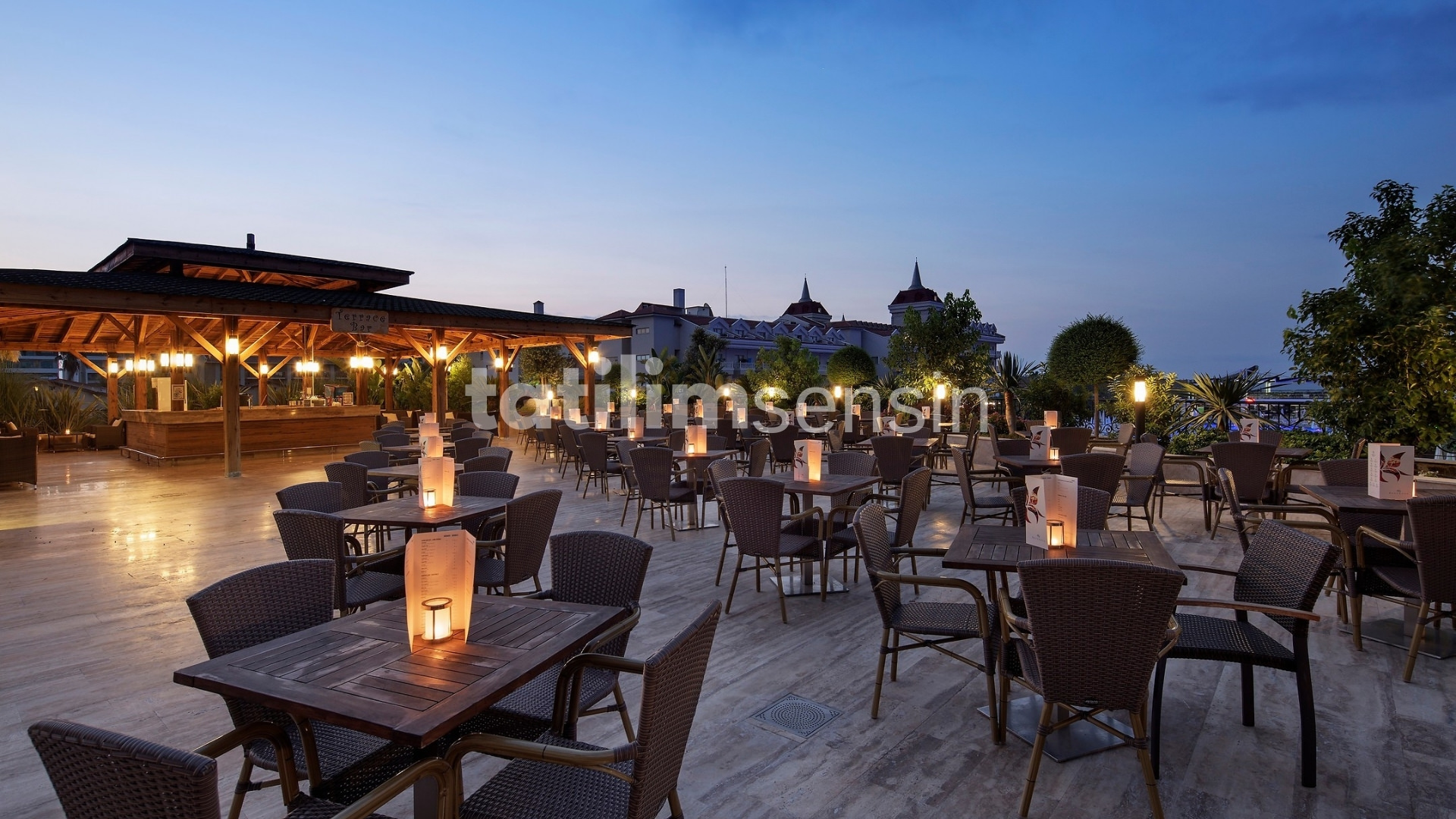 Crystal Waterworld Resort Spa - 8