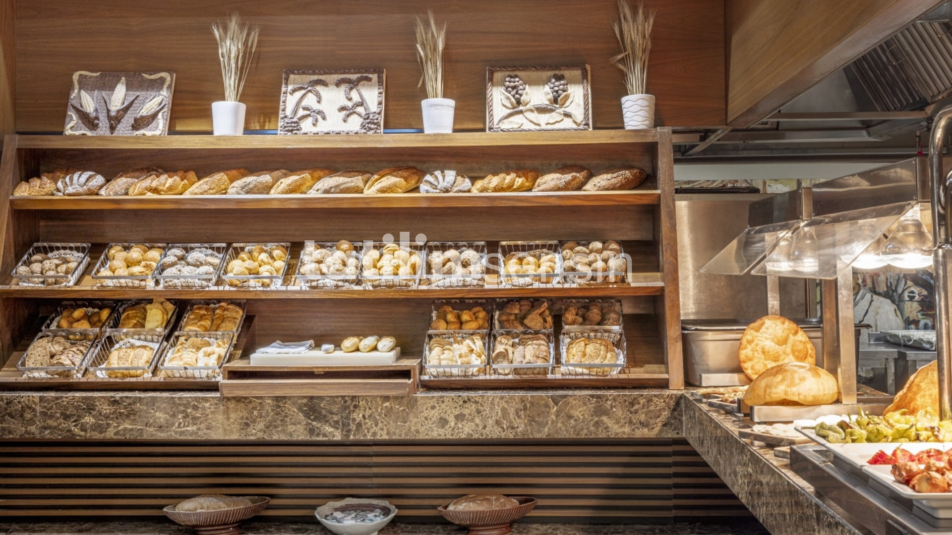 Concorde Deluxe Resort - 13