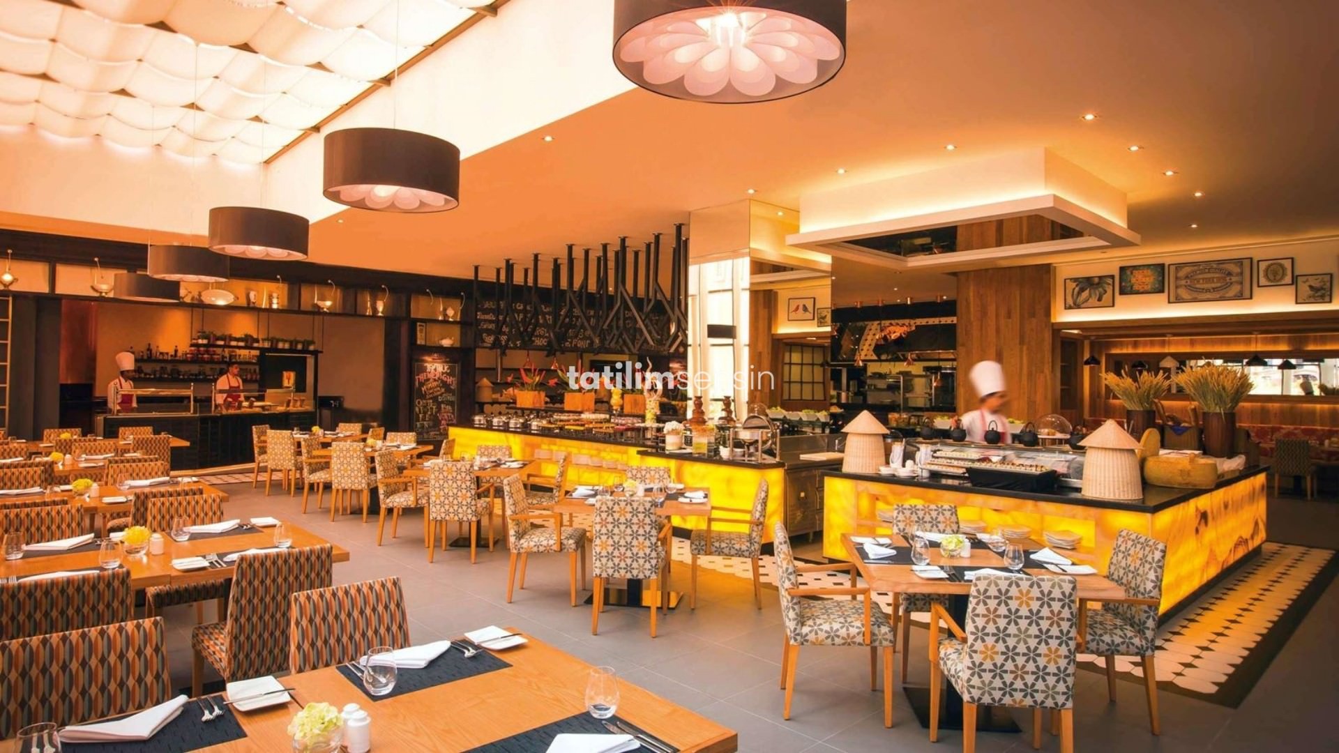 Movenpick Hotel Jumeirah Beach - 6