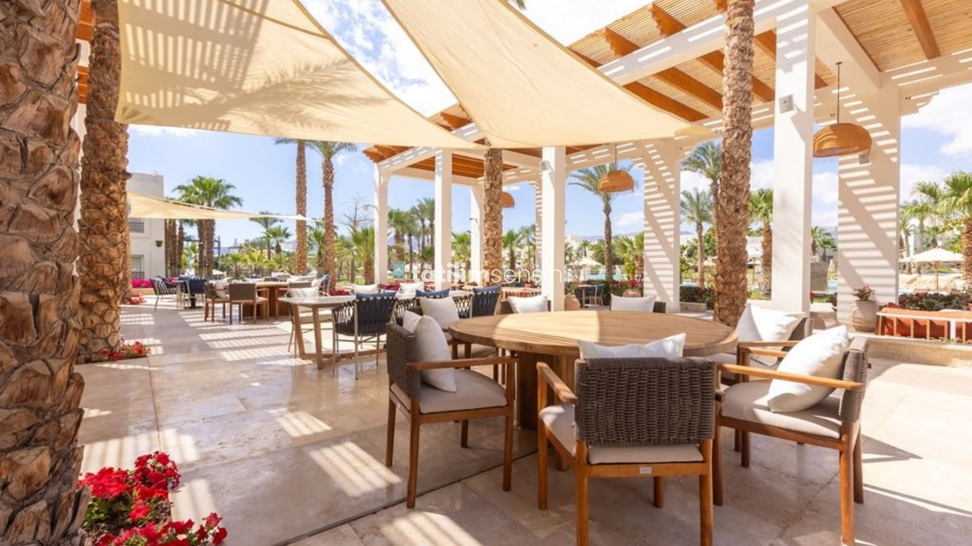 Swissotel Sharm El Sheikh - 11