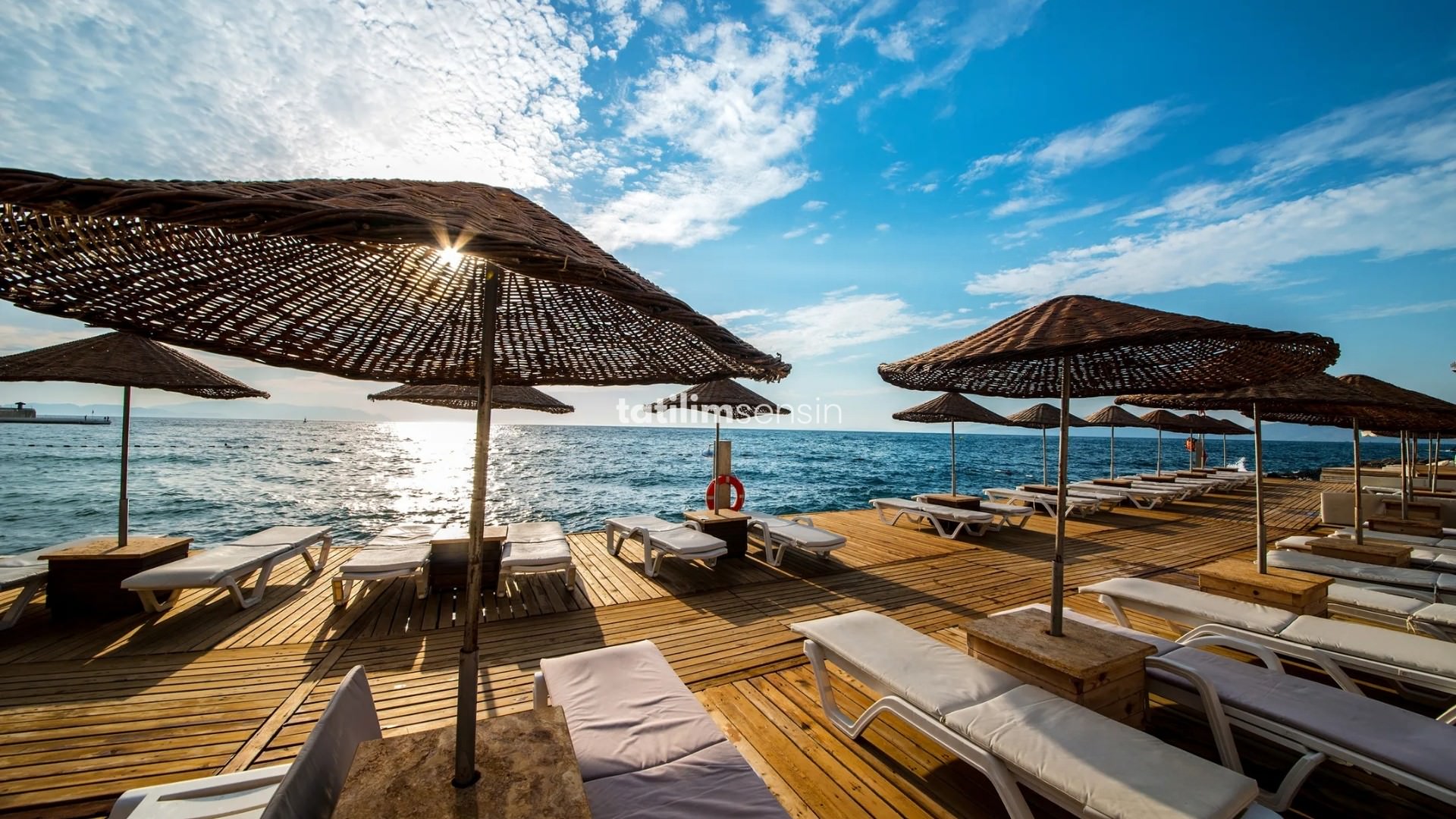 Charisma De Luxe Hotel - 5