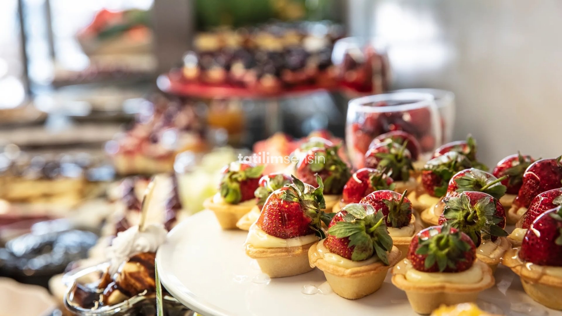 Charisma De Luxe Hotel - 16