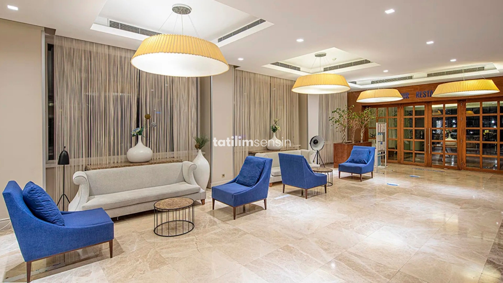 Le Bleu Hotel  Resort - 6