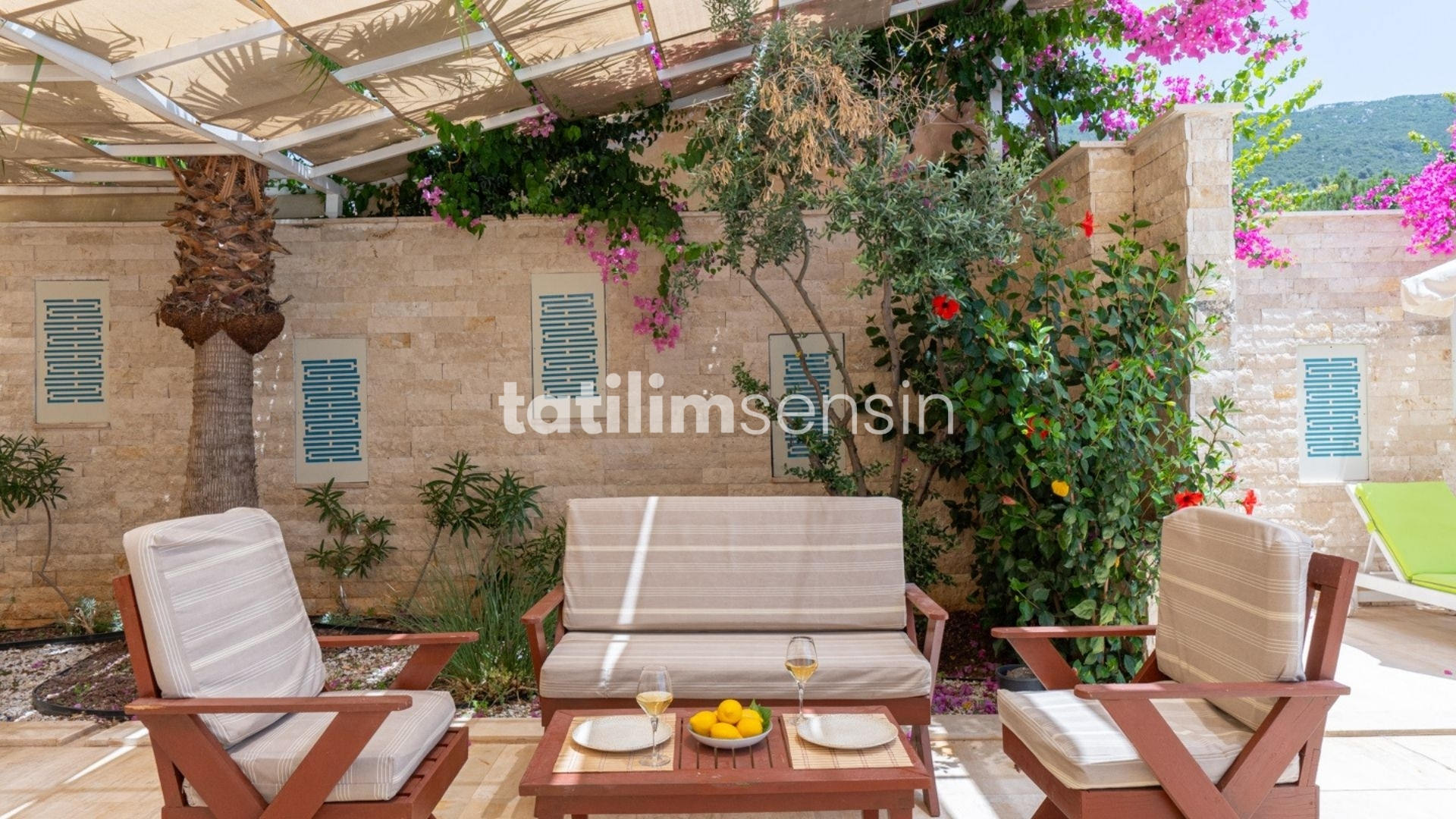 Villa Lalin 5 | İslamlar - 12