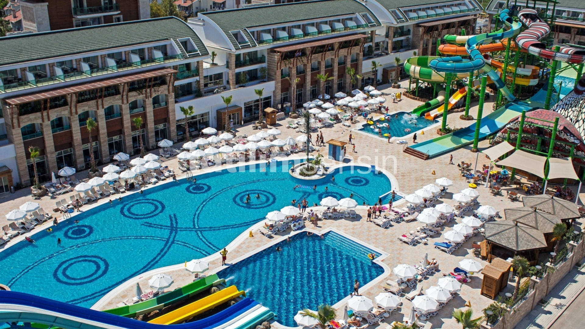 Crystal Waterworld Resort Spa - 1