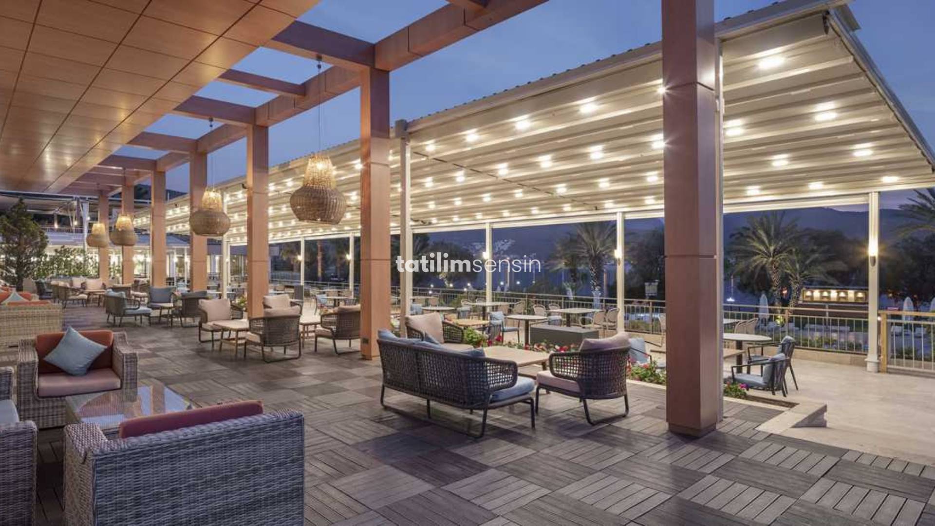 DoubleTree by Hilton Bodrum - 8