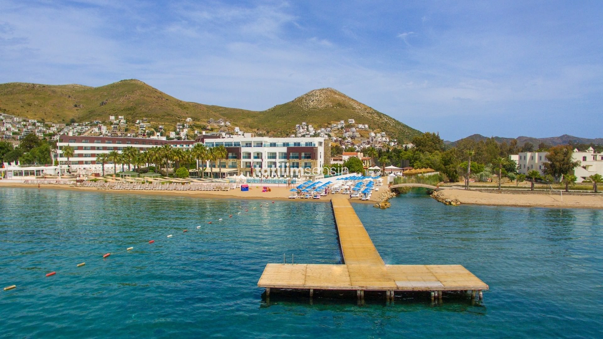 Tiana Beach Resort - 3