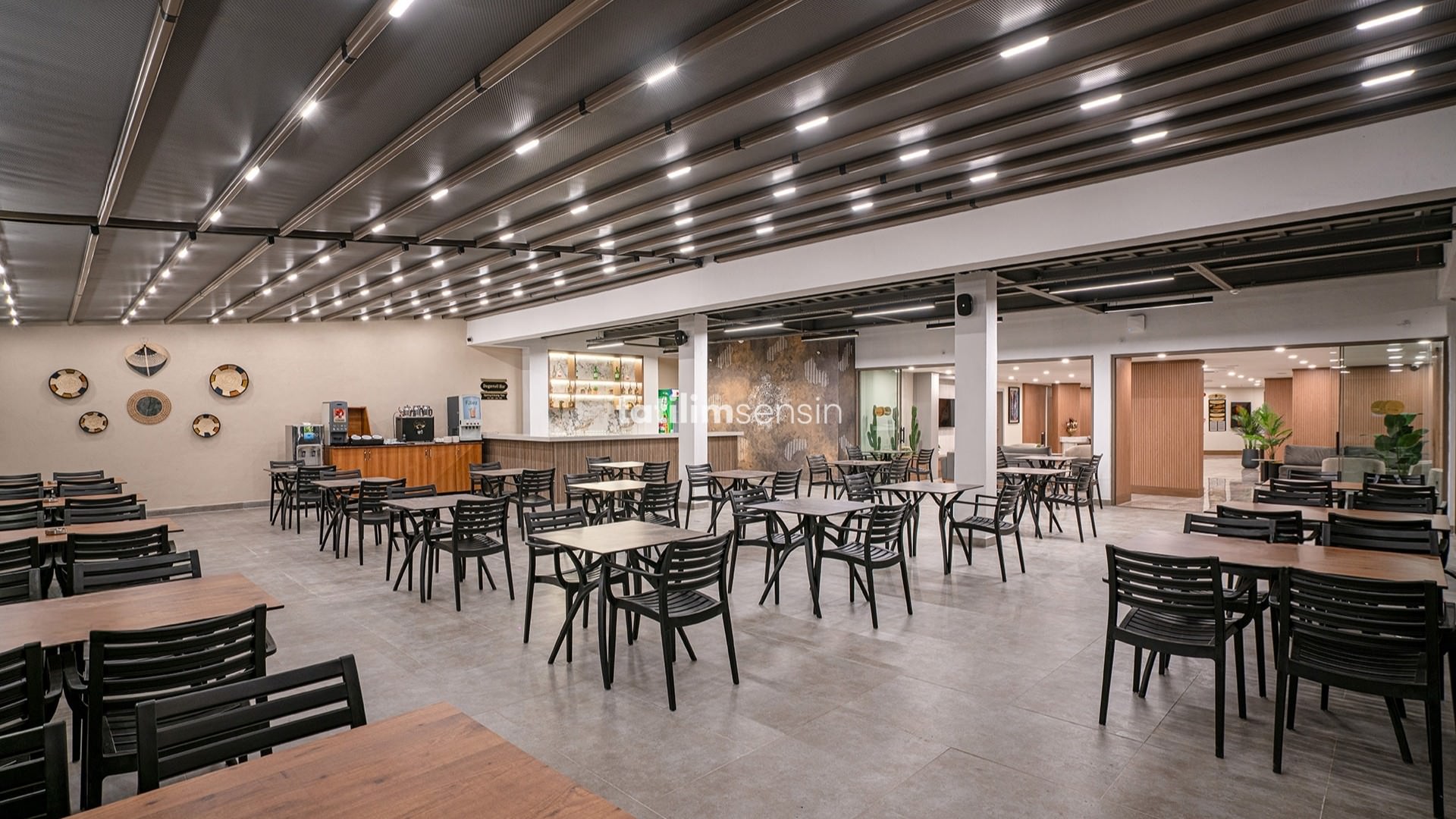 Sun Heaven Queen Hotel - 12