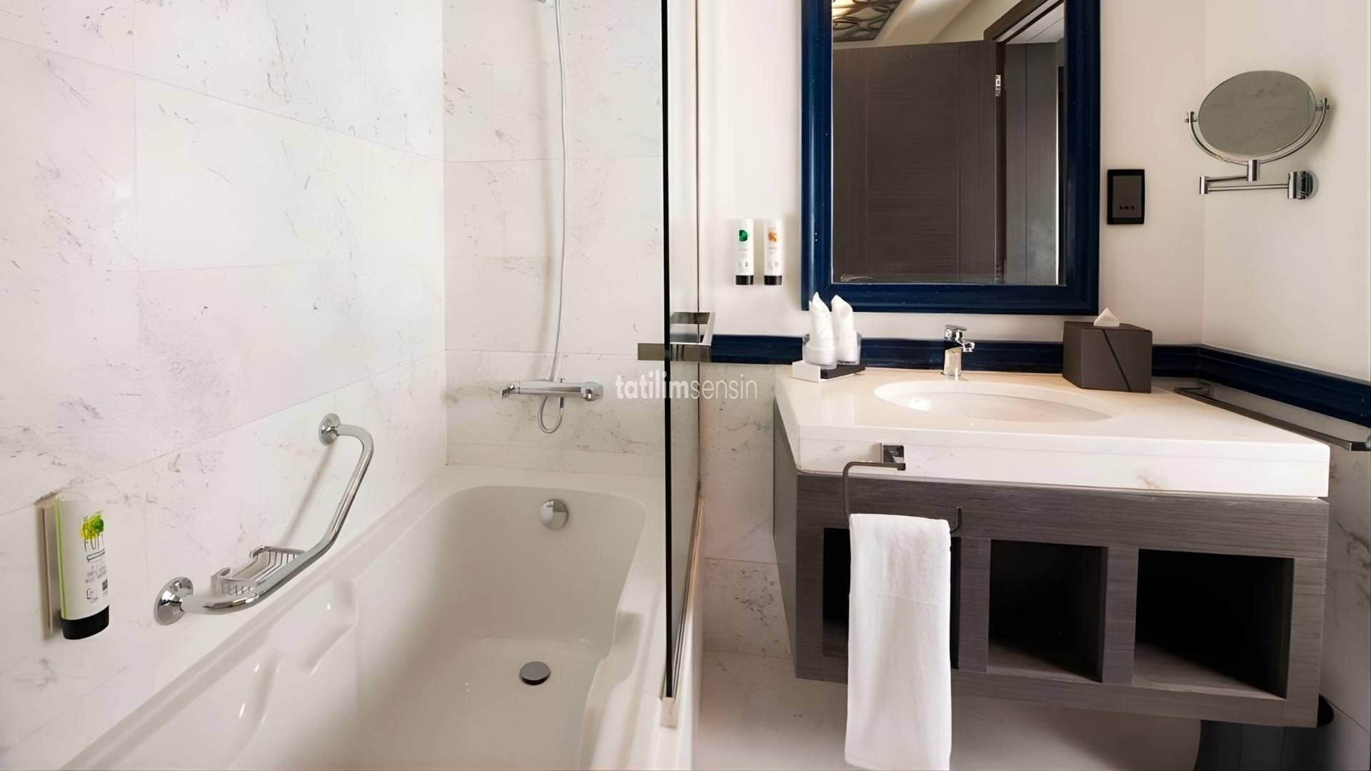 Edge Creeksıde Hotel - 12