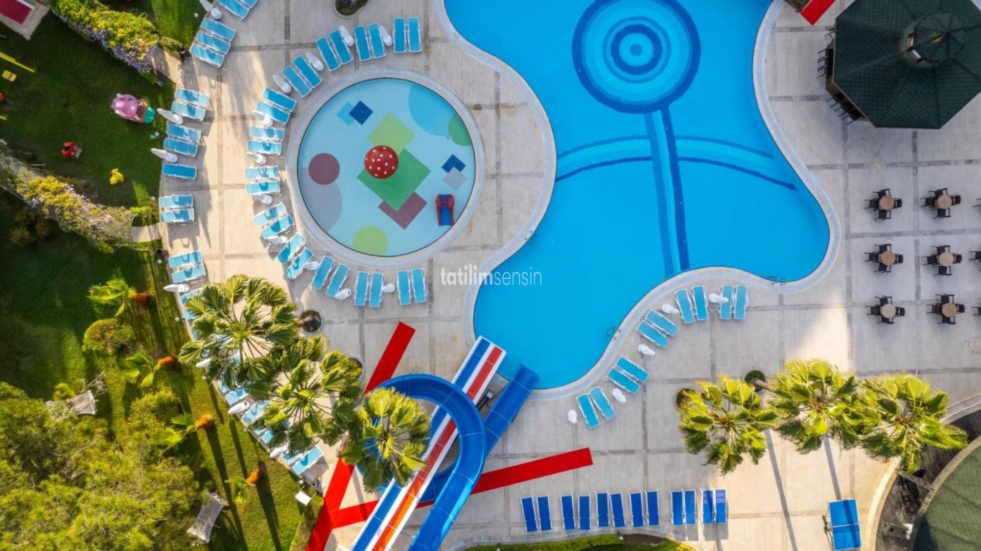 Alder Resort Hotel - 6