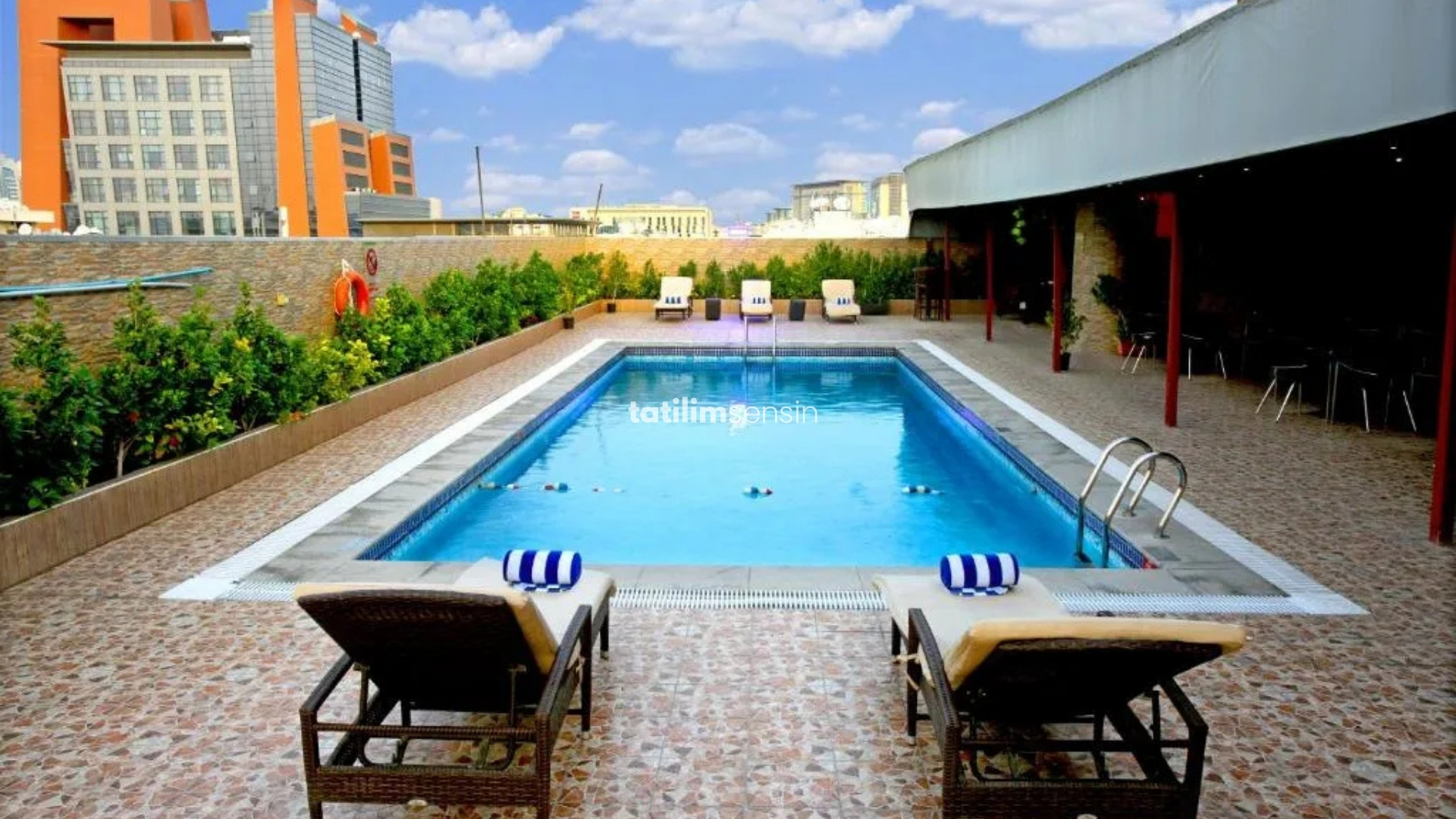 Excelsıor Downtown Hotel