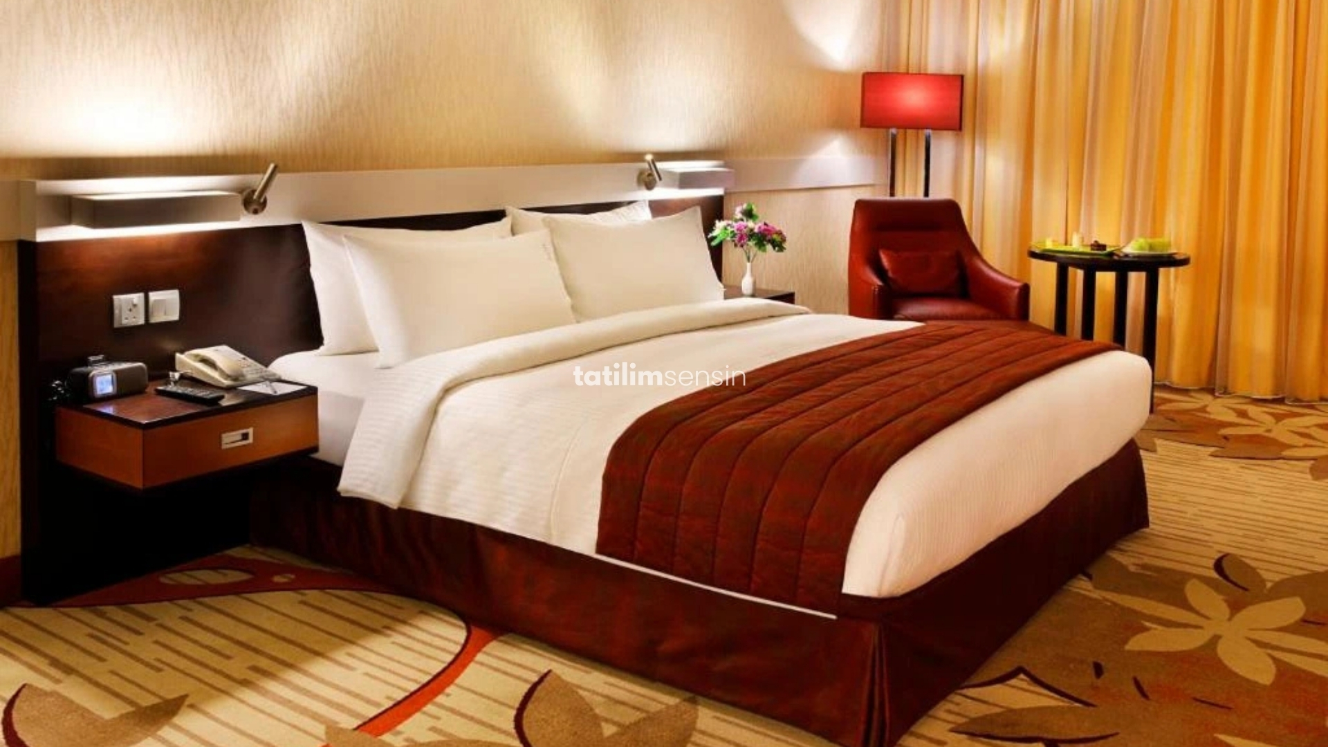 Excelsıor Downtown Hotel