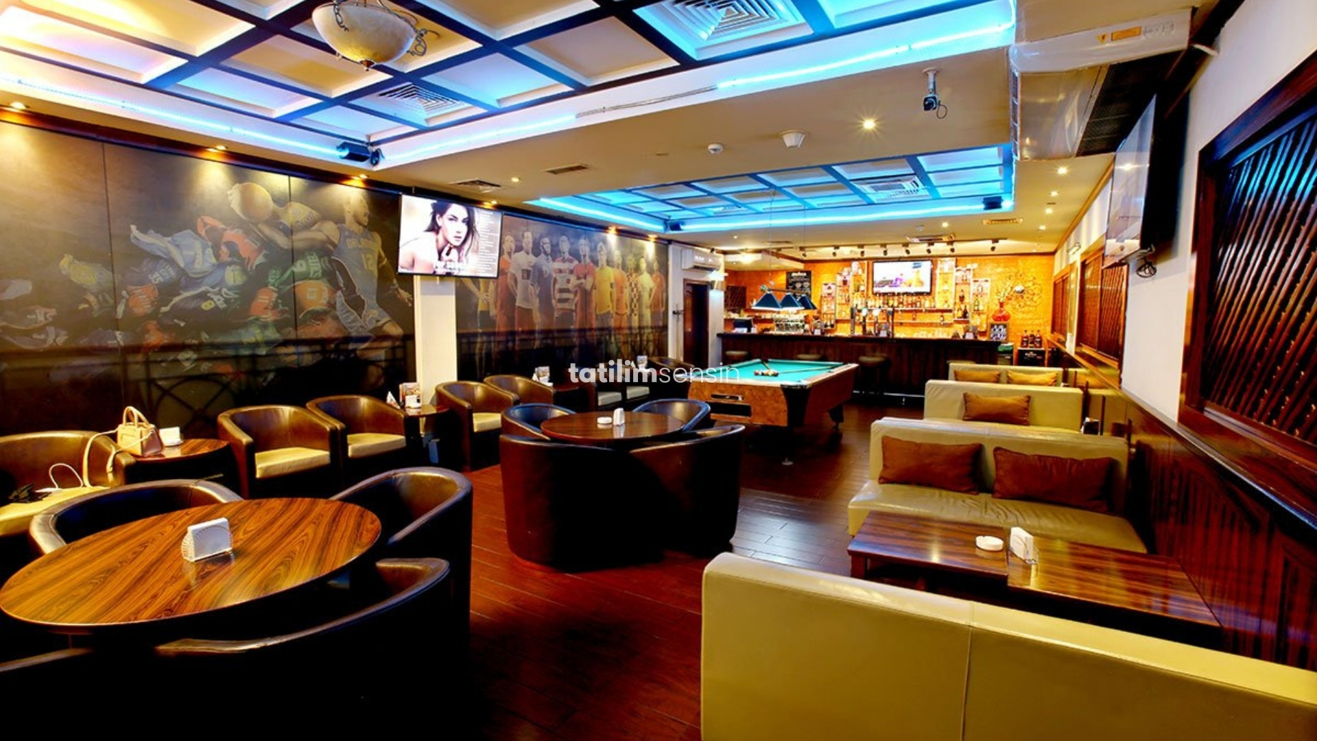 Excelsıor Downtown Hotel