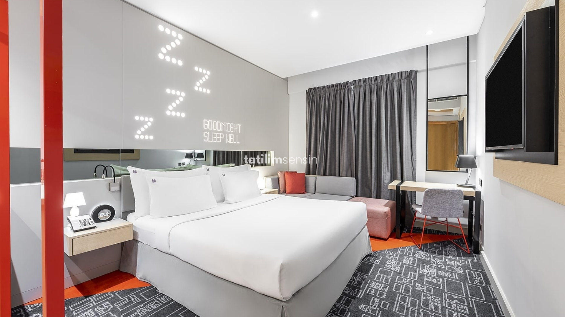 Studio M Arabian Plaza Dubai