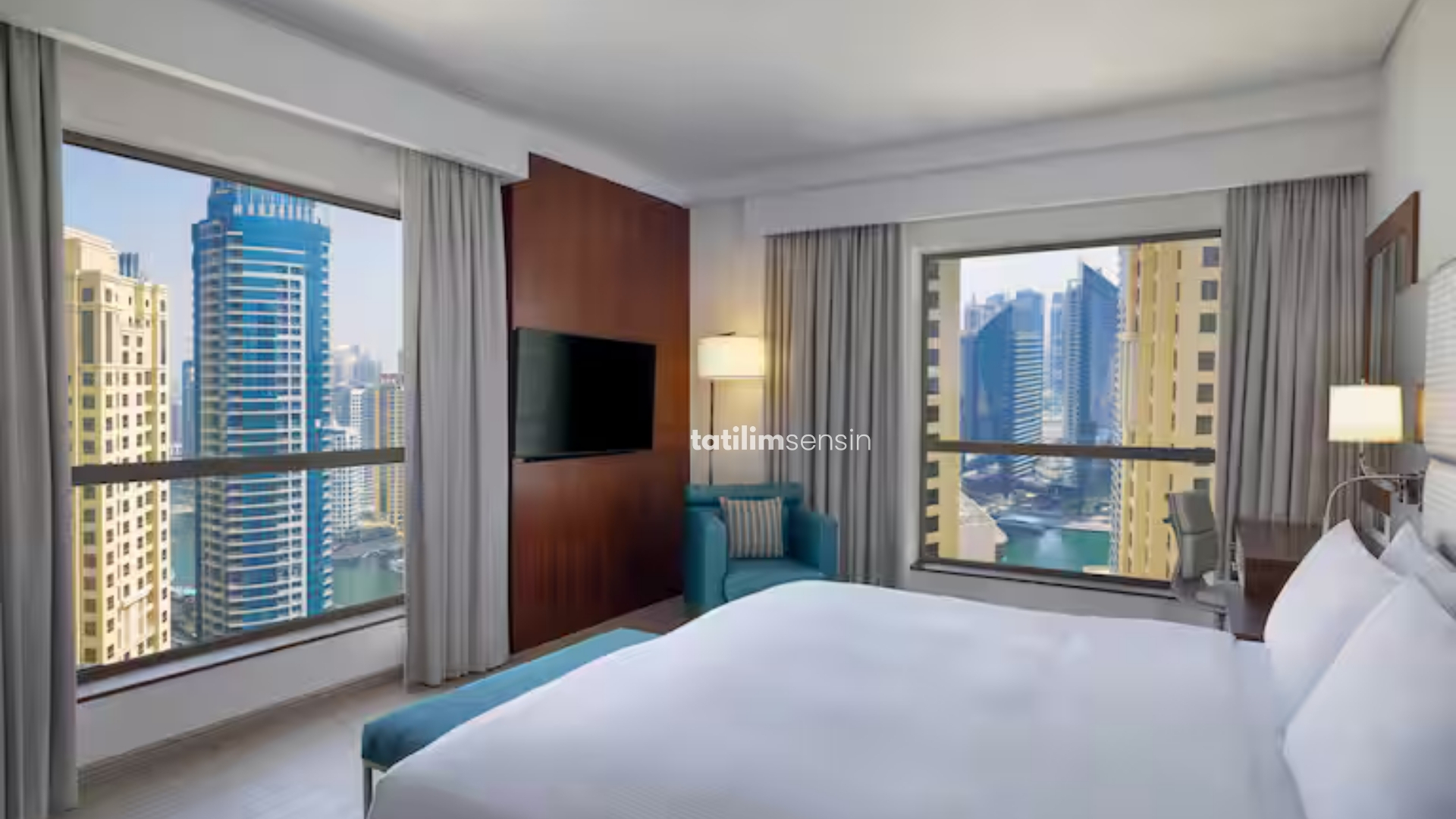 Hilton Dubai The Walk