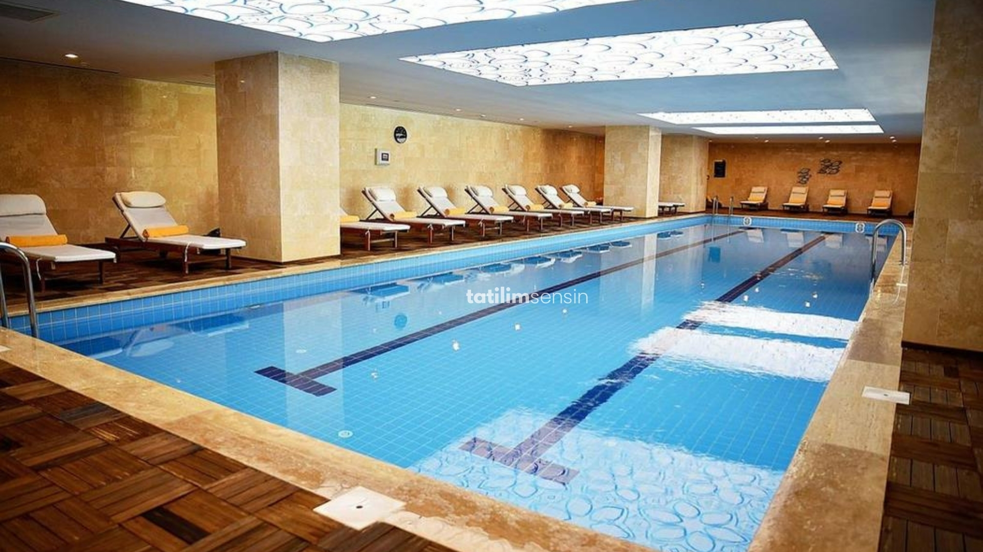 Cratos Premium Hotel Port Spa