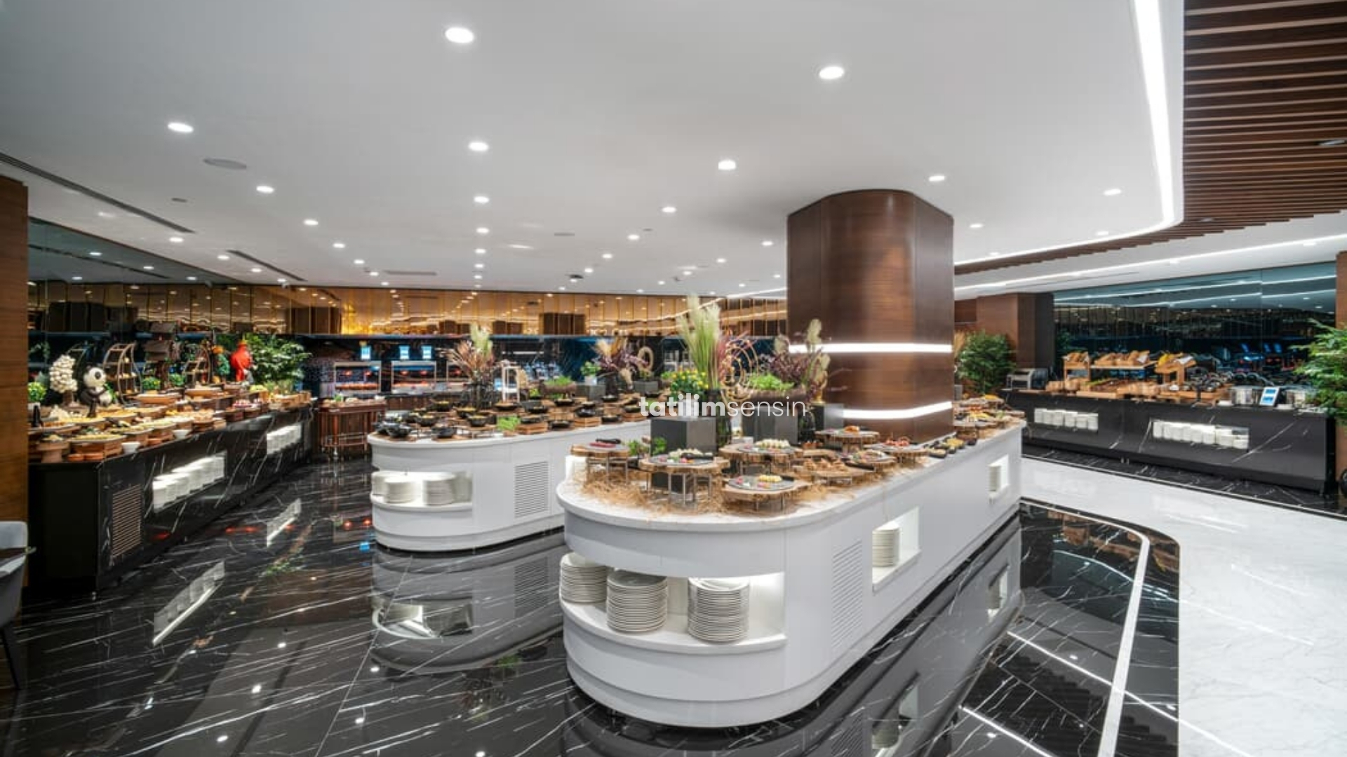 Grand Sapphire Resort Hotel