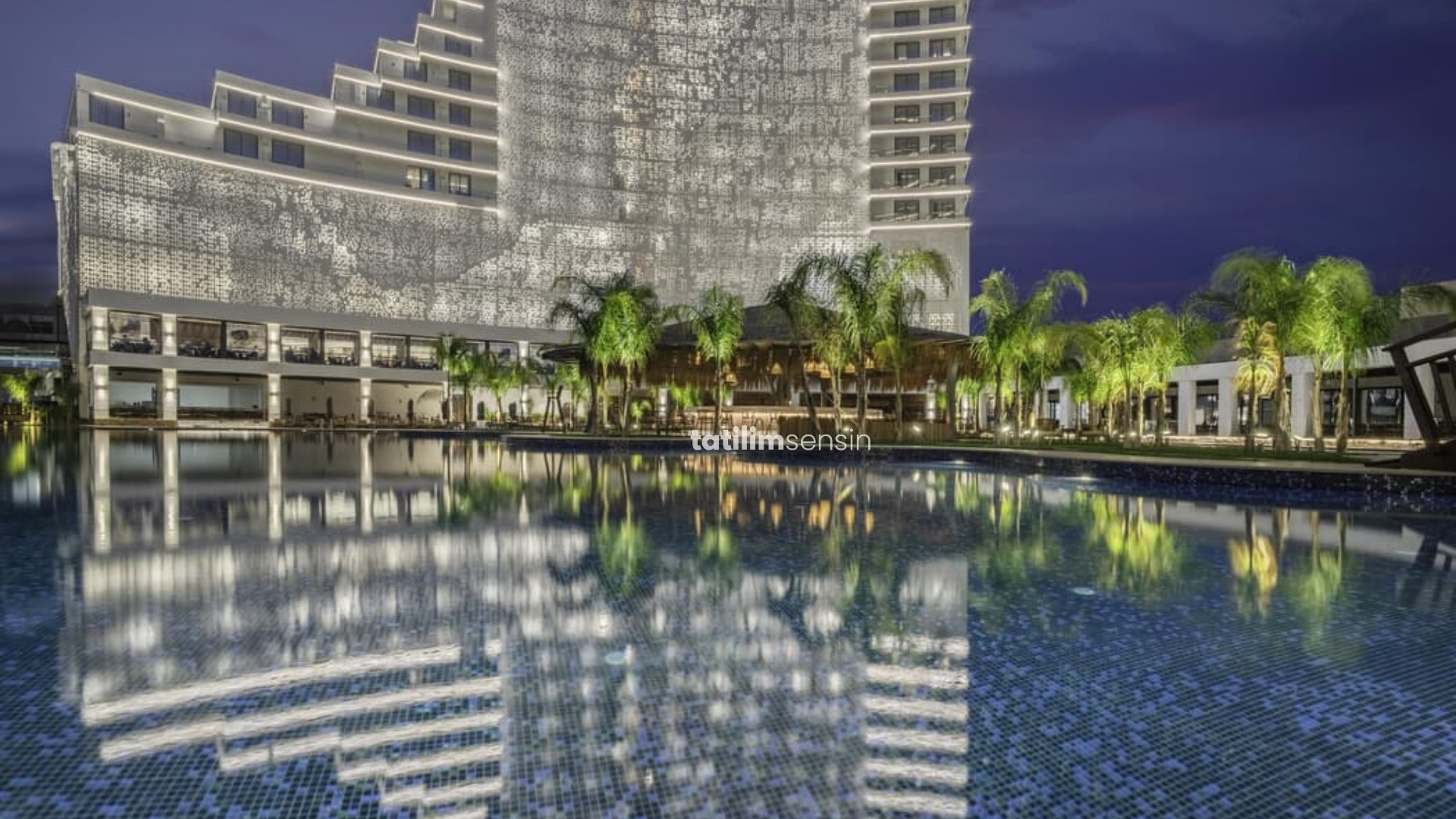 Grand Sapphire Resort Hotel