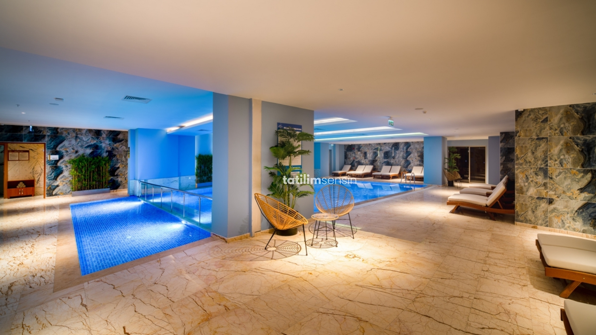 Concorde Tower Hotel