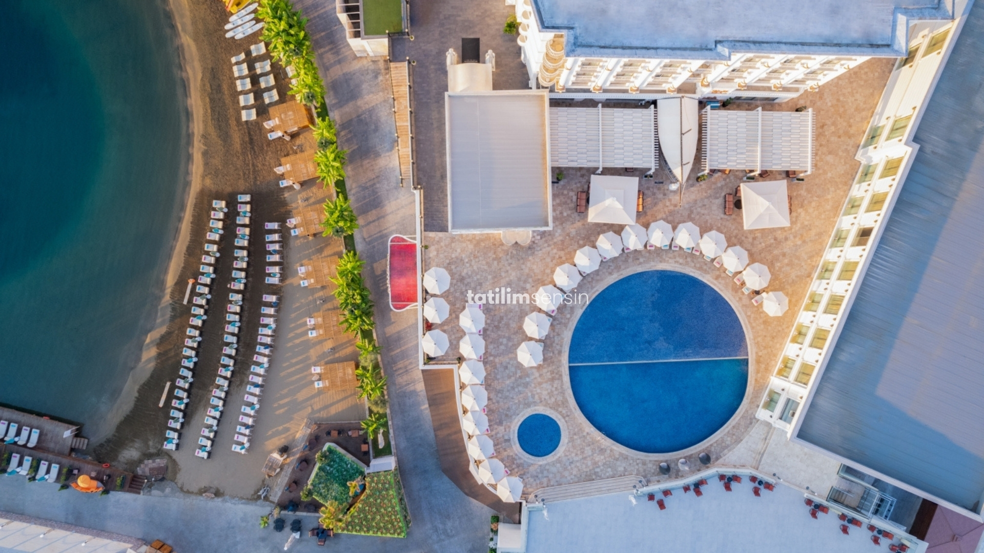 Les Ambassadeurs Hotel