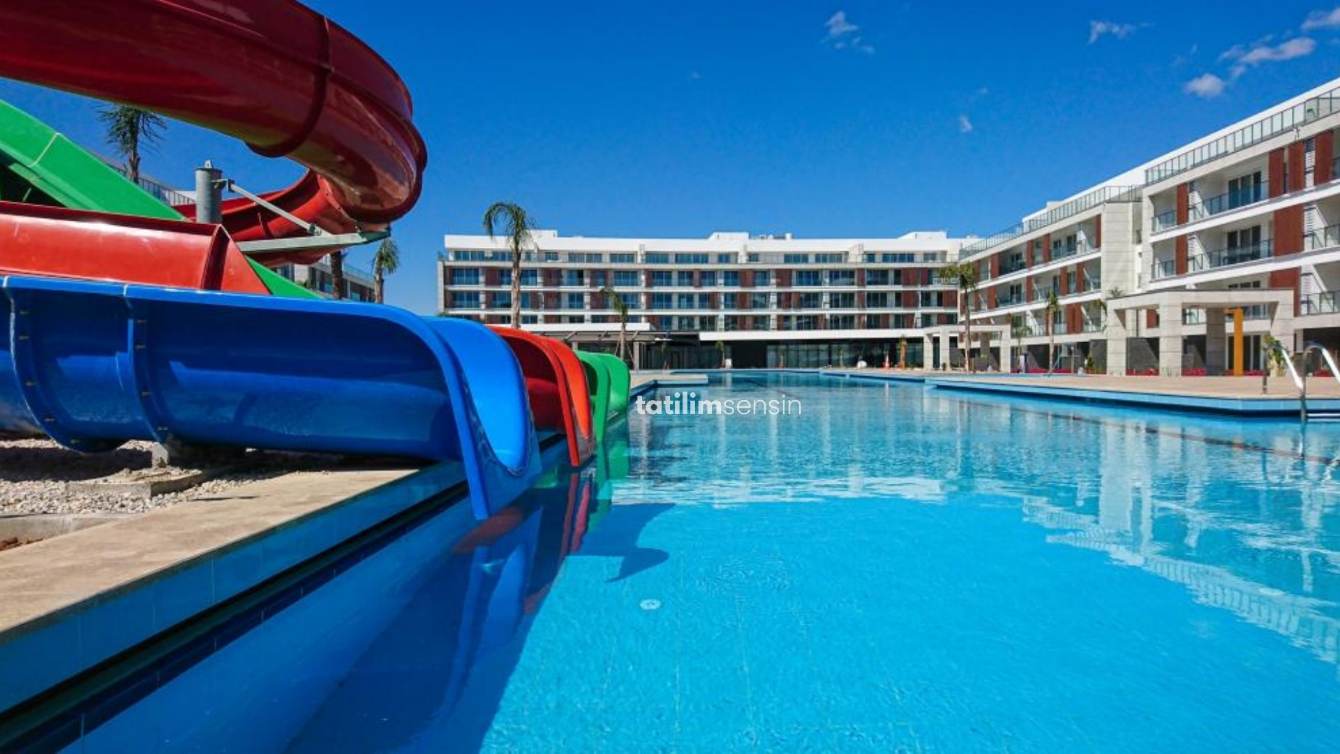 Courtyard Long Beach Holiday Resort