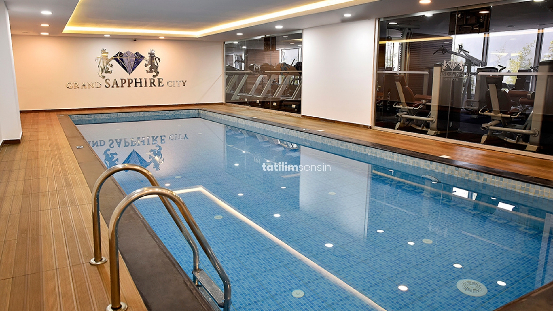 Grand Sapphire City Hotel